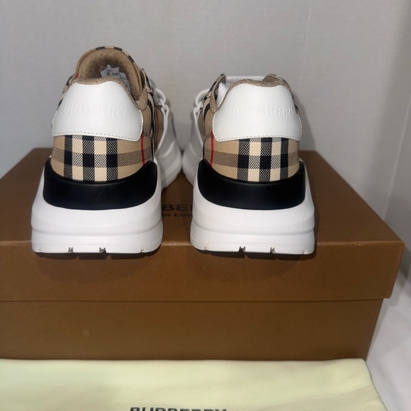 Burberry Beige and White Check Sneakers - Picture 4 of 13